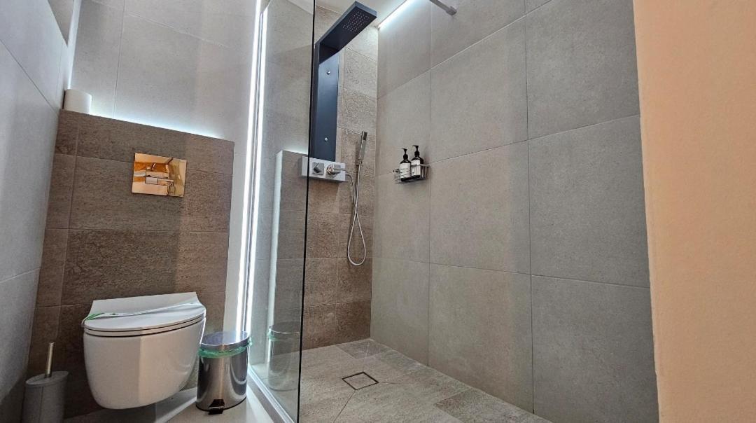 Boutique Athensairport Apartments Markópoulon Extérieur photo